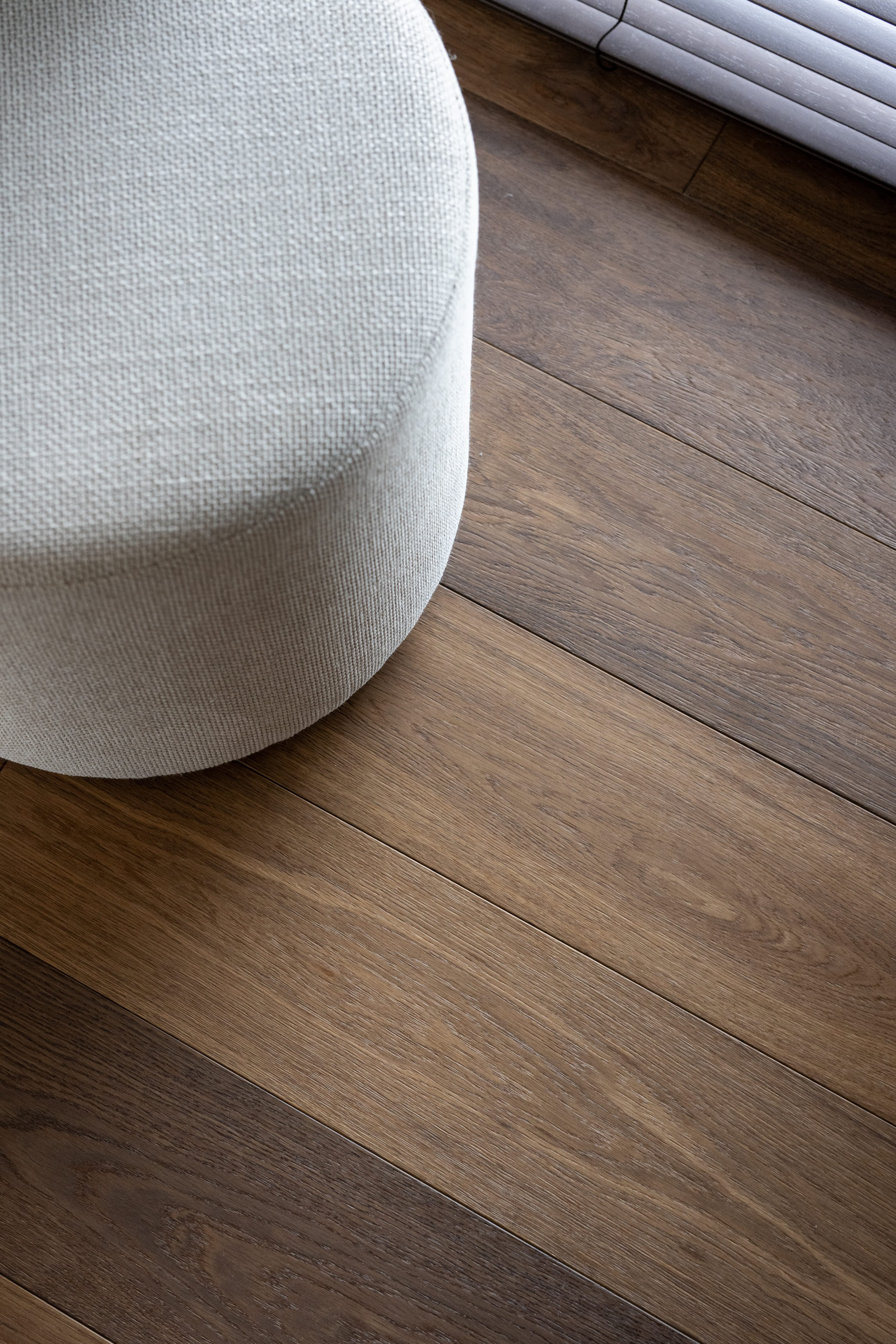 Parketti tammi lankku Basica UV lacquer Devon