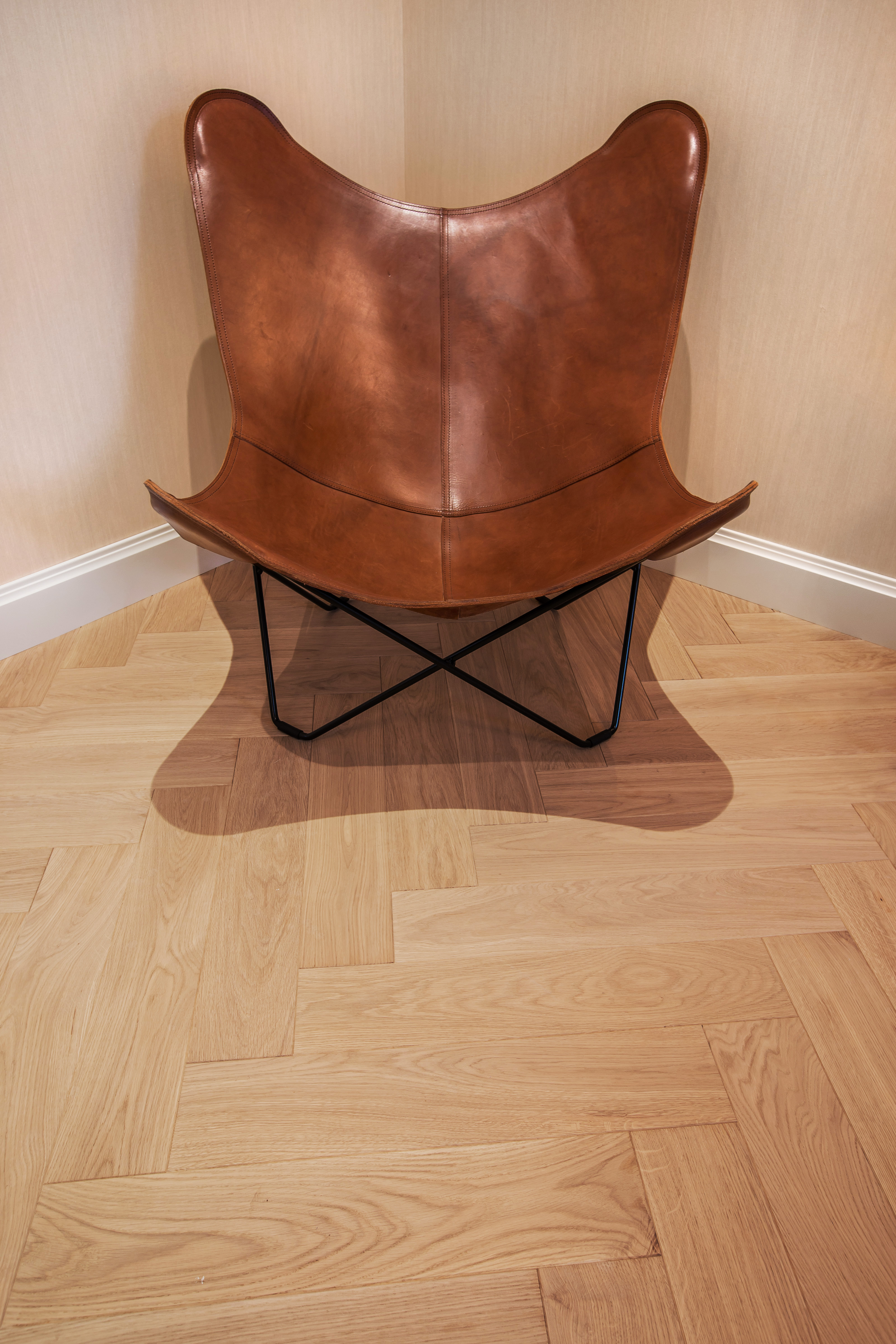 Parketti tammi kalanruoto Moderno UV oil Bohema