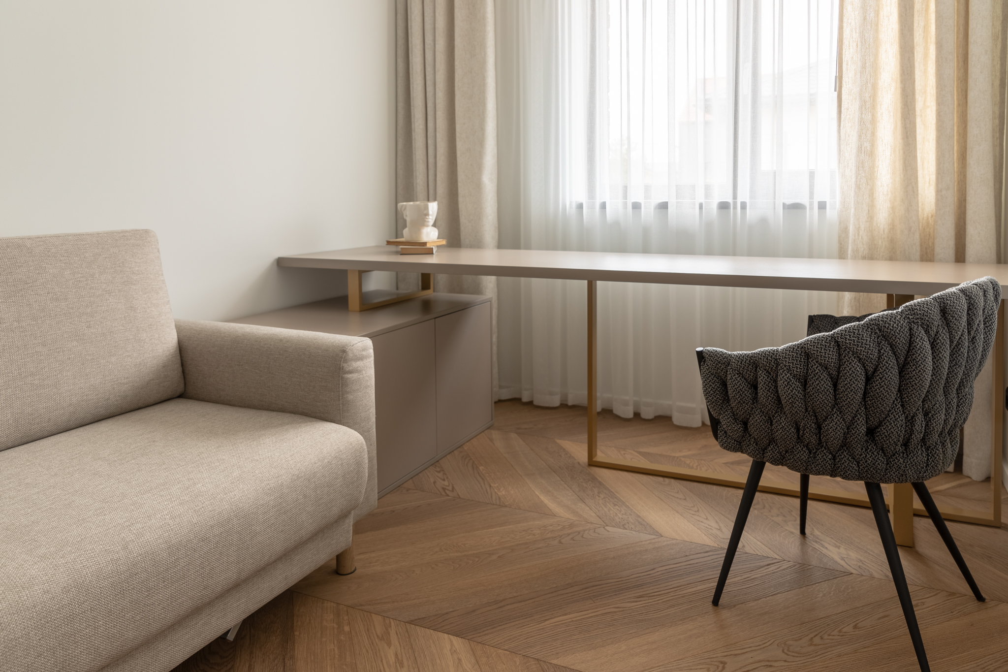 Parketti tammi chevron Basica UV lacquer Honey