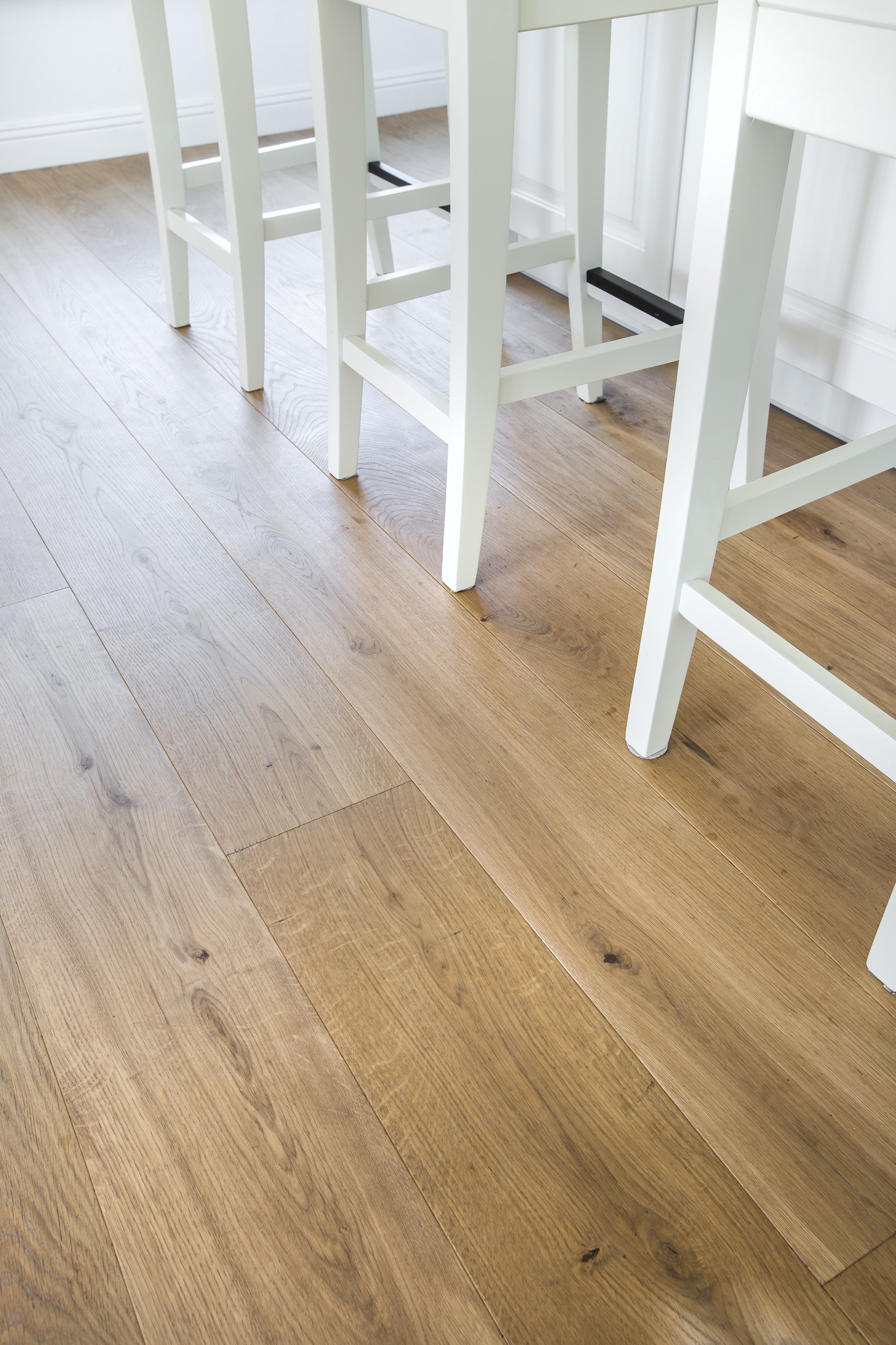 Parketti tammi lankku Moderno UV oil Bohema